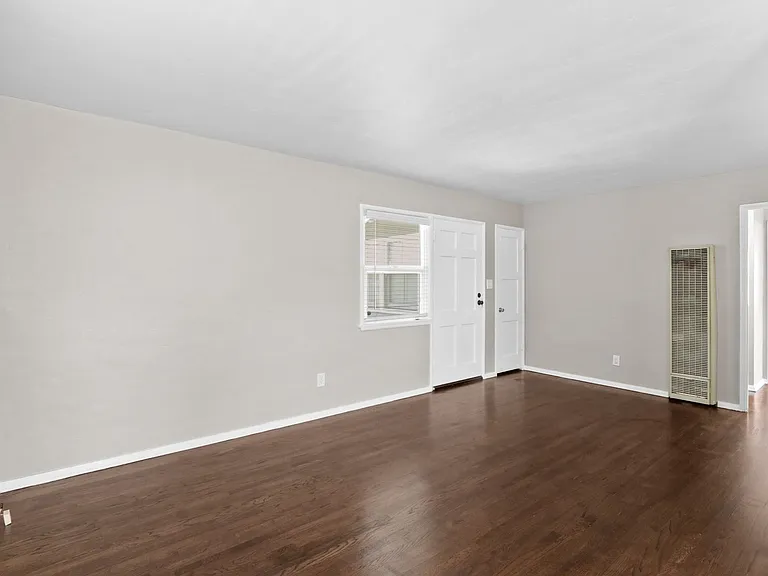 232 E. Foothill Blvd. — Photo 3