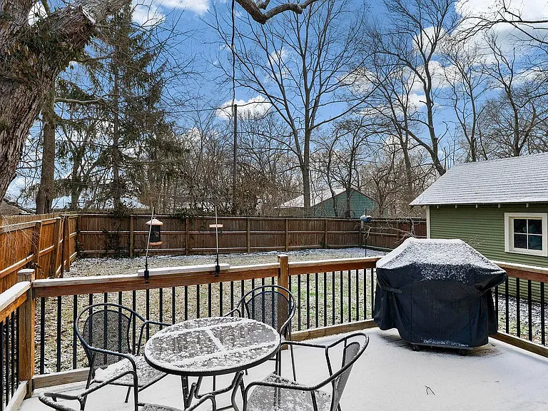 476 Littleton St — Photo 21
