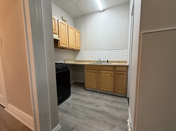 241 Duncan Avenue image 2 of 6