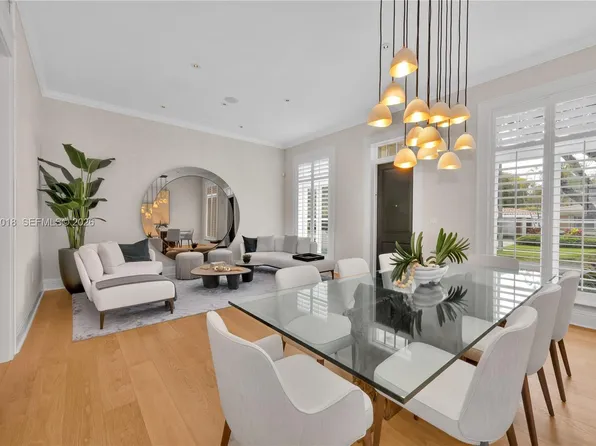 639 Almeria Ave, Coral Gables, FL 33134