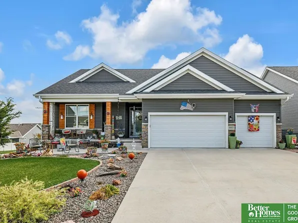 8002 Kilpatrick Pkwy, Bennington, NE 68007