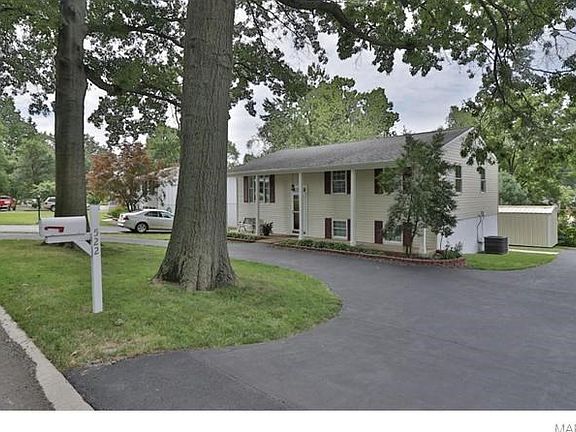 3rd image of 522 Golden Valley Dr