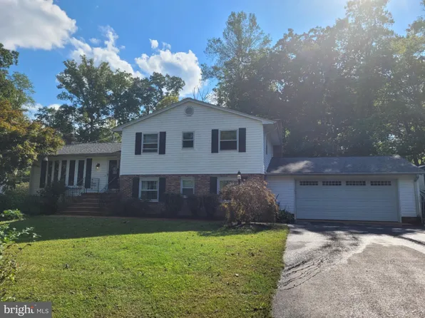 45651 Spruce Dr, Lexington Park, MD 20653