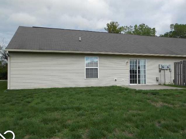 2nd image of 318 Woodberry Dr