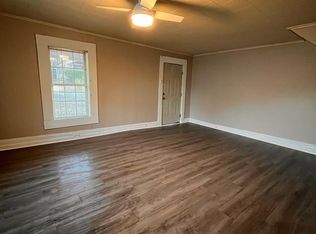 632 Boger St APT B, Mooresville, NC 28115