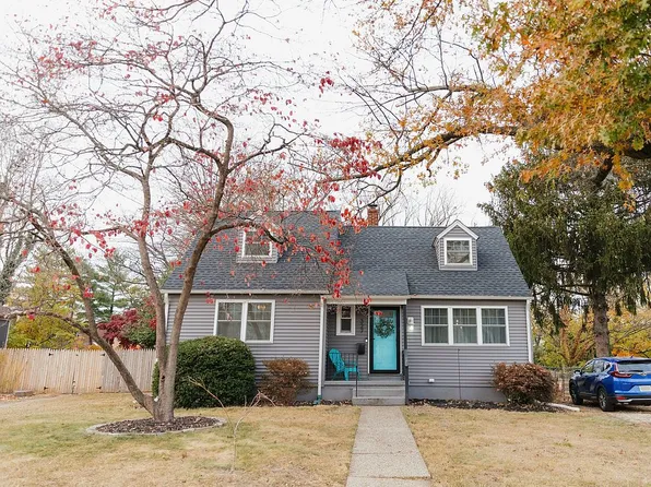 327 Van Sant Dr, Palmyra, NJ 08065