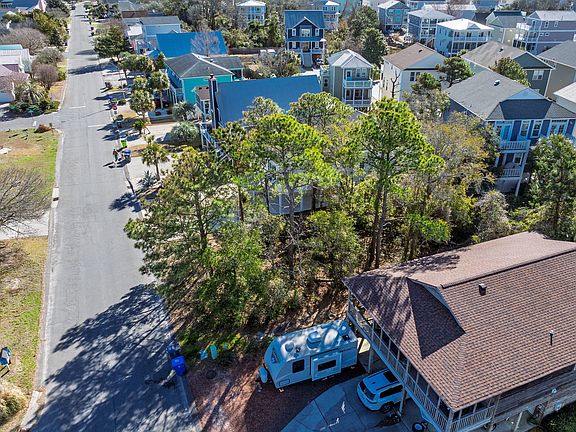 3rd image of 409 Carolina Sands Dr #146