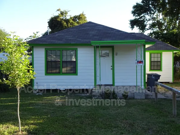 1112 E Van Week St, Edinburg, TX 78541