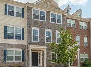 25636 Pleasant Valley Rd, Chantilly, VA 20152