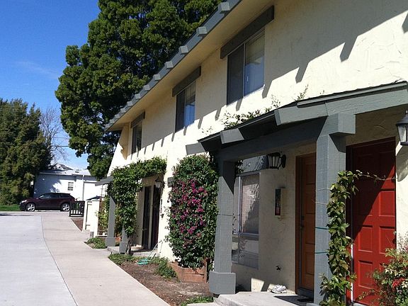 2nd image of 1239 Bond St APT A