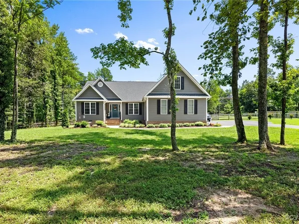 2827 Preston Park Way, Sandy Hook, VA 23153