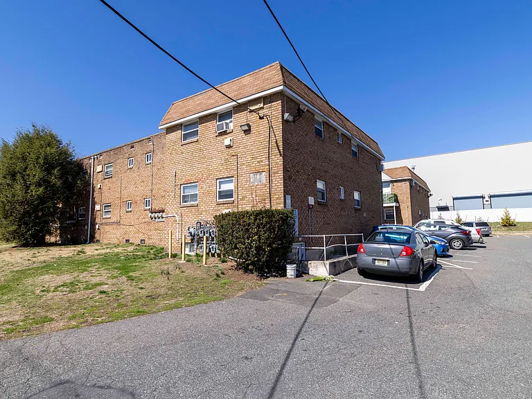 501-505 White Horse Pike N #10 — Photo 21