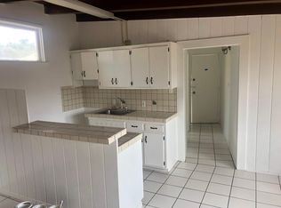 8221 Foothill Blvd, Sunland, CA 91040