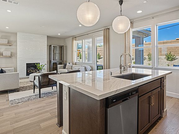 4th image of 205 Eagle Nest Dr