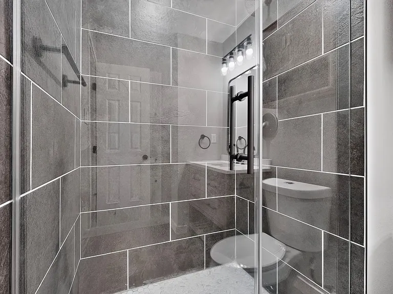 243 Woodhurst Dr — Photo 31