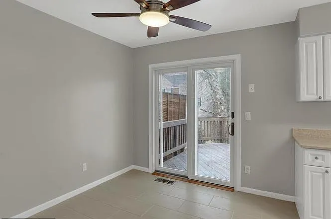 12312 Sleepy Lake Ct — Photo 8