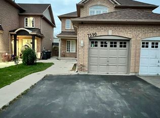 7590 Black Walnut Trl, Mississauga, ON L5N 8A7