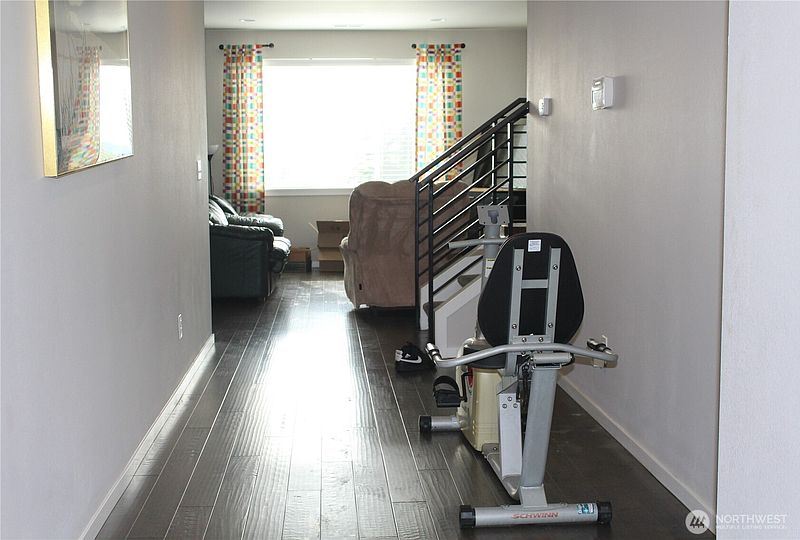 3rd image of 24621 96th Avenue S