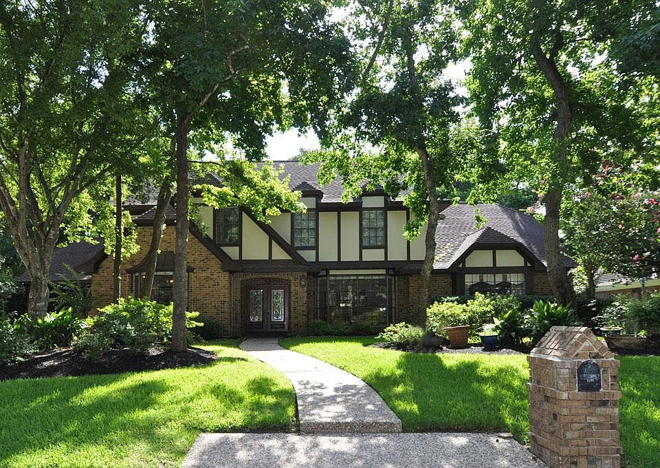 1st image of 2102 Forest Garden Dr