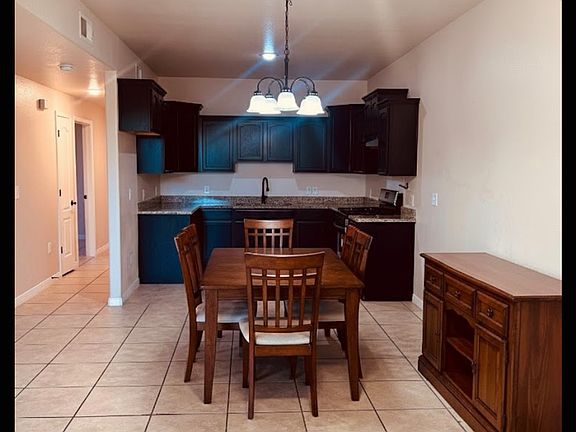 3rd image of 501 El Cerro Dr #1