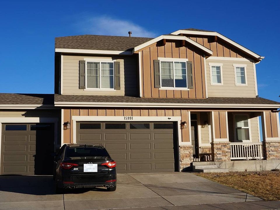 1st image of 15991 Village Cir