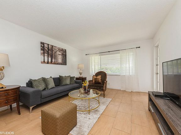2nd image of 2581 N Garden Dr #108