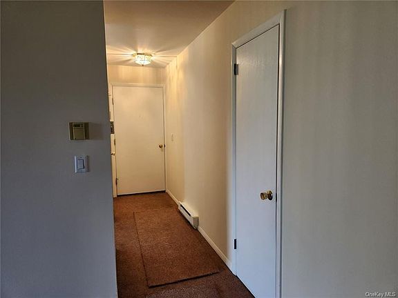 5th image of 1504 Village Dr