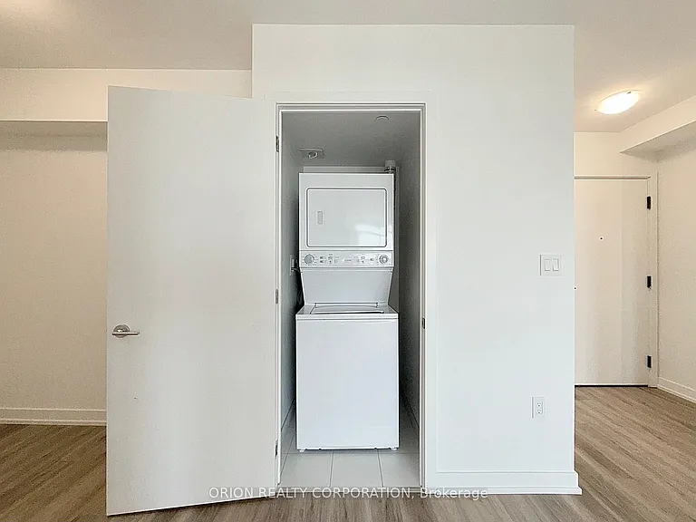 556 Marlee Ave #614 — Photo 8