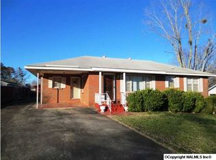 1002 6th Ave, Athens, AL 35611