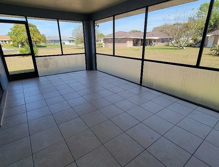 202 Eaglesmere Dr — Photo 14