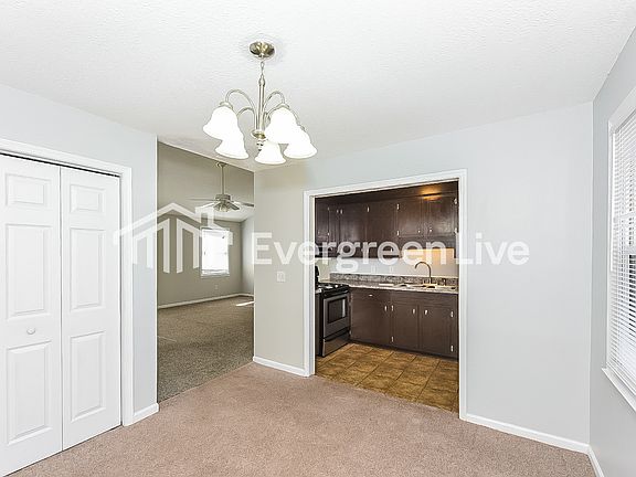 3rd image of 2629 Padgett Rd