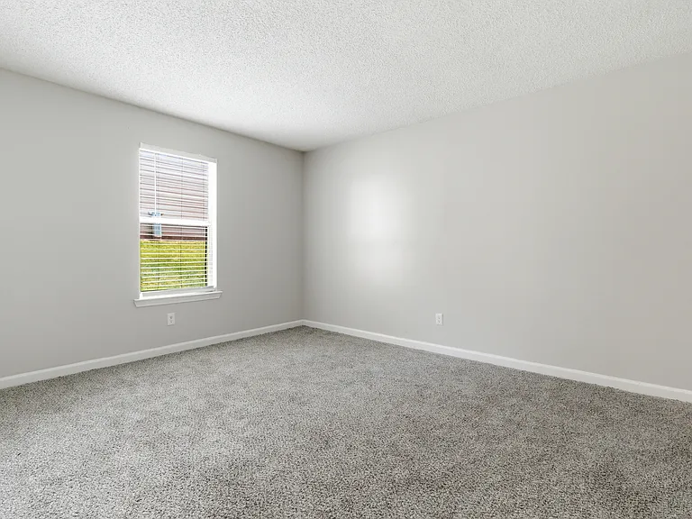 City Park Apartments — Photo 29