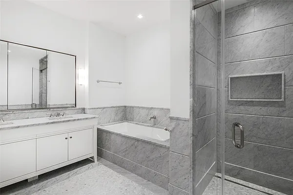 Rented by Douglas Elliman | media 32