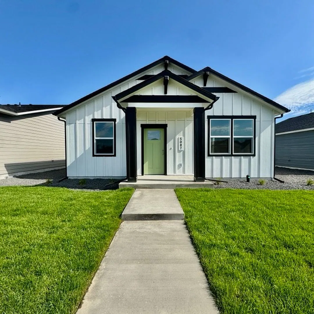 Beautiful Brand New Home! — Photo 1
