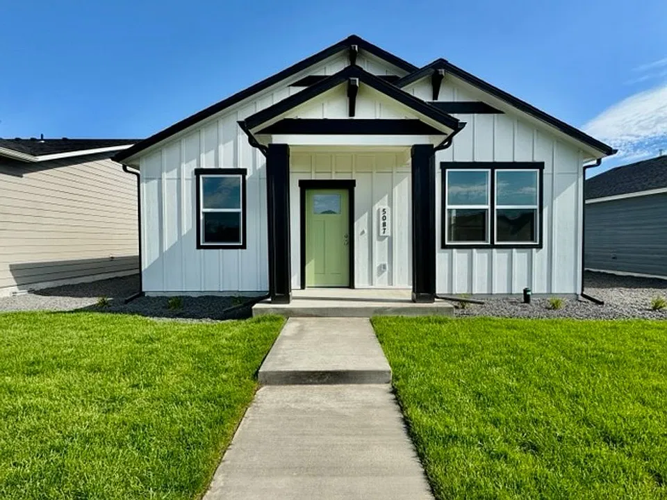 5087 E Norma Ave