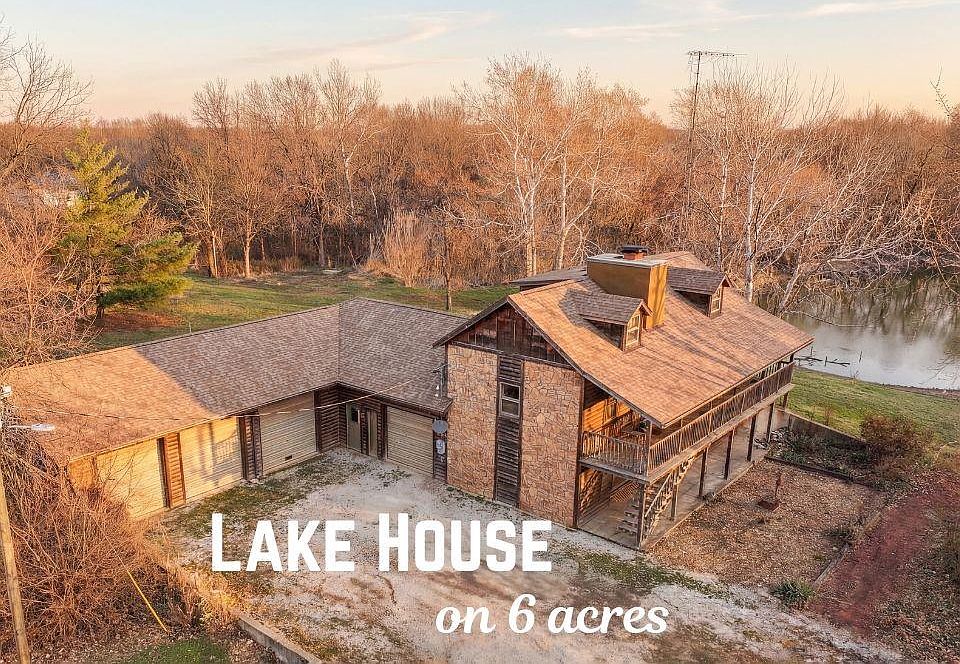 1st image of 17 NE 465th Rd