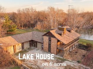 17 NE 465th Rd, Warrensburg, MO 64093