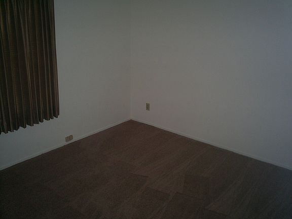 4th image of 13175 Terry Ct