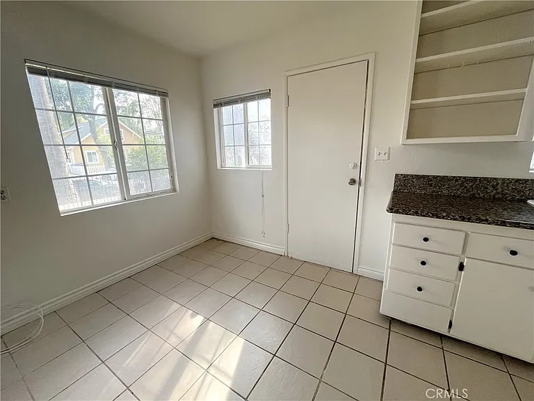 3855 Locust St — Photo 10