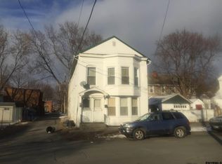 11 113th St, Troy, NY 12182