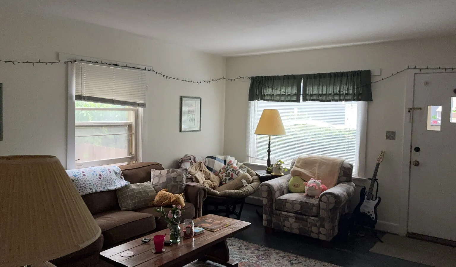4 bed, 1.0 bath, 1776 sqft, $425 — Photo 4