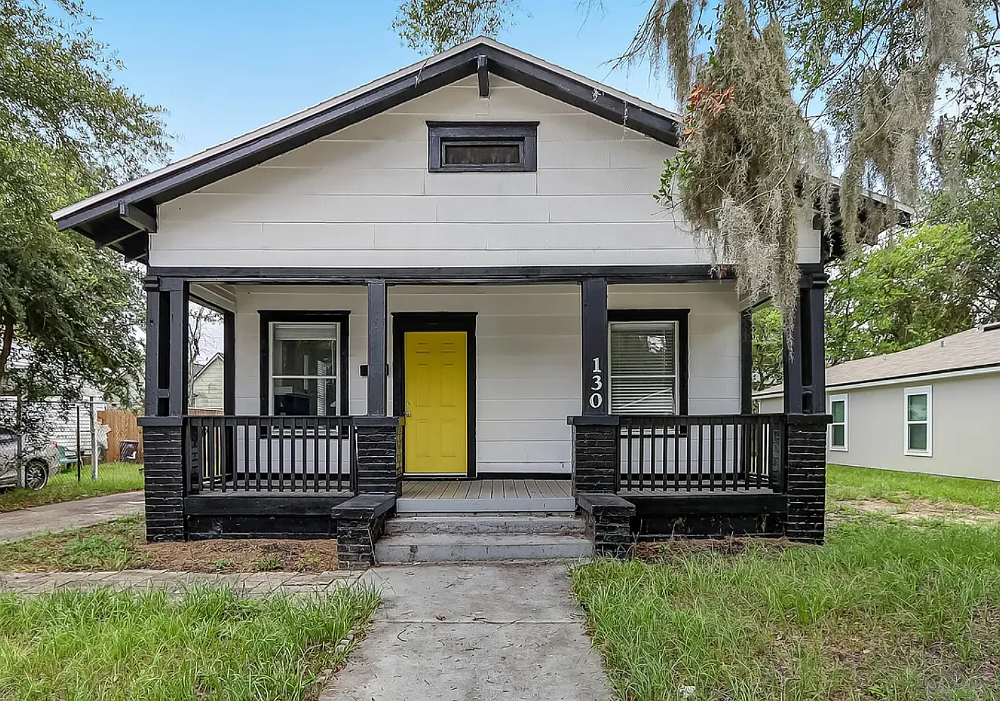 3 bed, 960 sqft, $1,400 — Photo 1