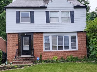 2164 Fenwick Rd, University Heights, OH, 44118