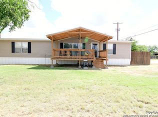507 Goft, Cotulla, TX 78014