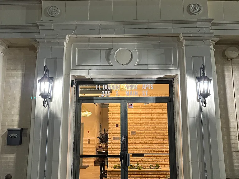 The El Dorado Arms — Photo 8