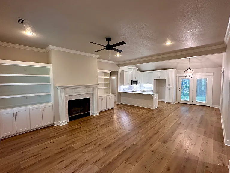 2137 E Stanwyk Dr — Photo 4