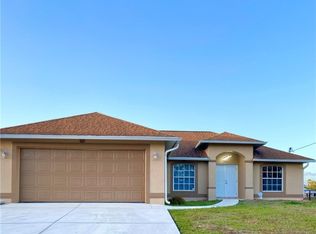 3302 30th St SW, Lehigh Acres, FL 33976