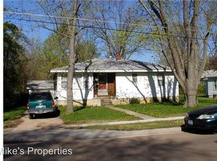 208 S Oak St, Rolla, MO 65401