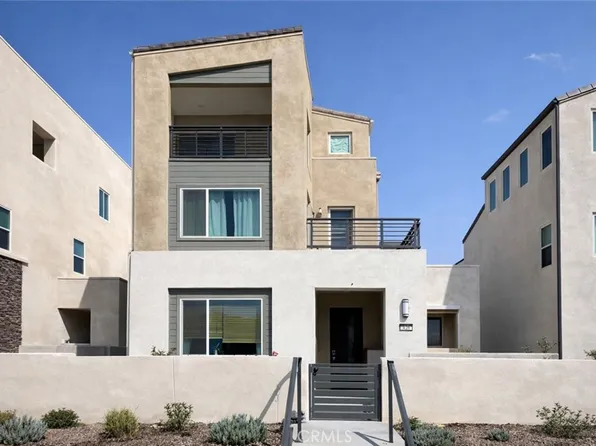 426 Treble, Irvine, CA 92618