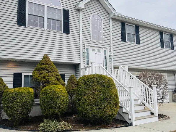 1015 Forbes St, New Bedford, MA 02745